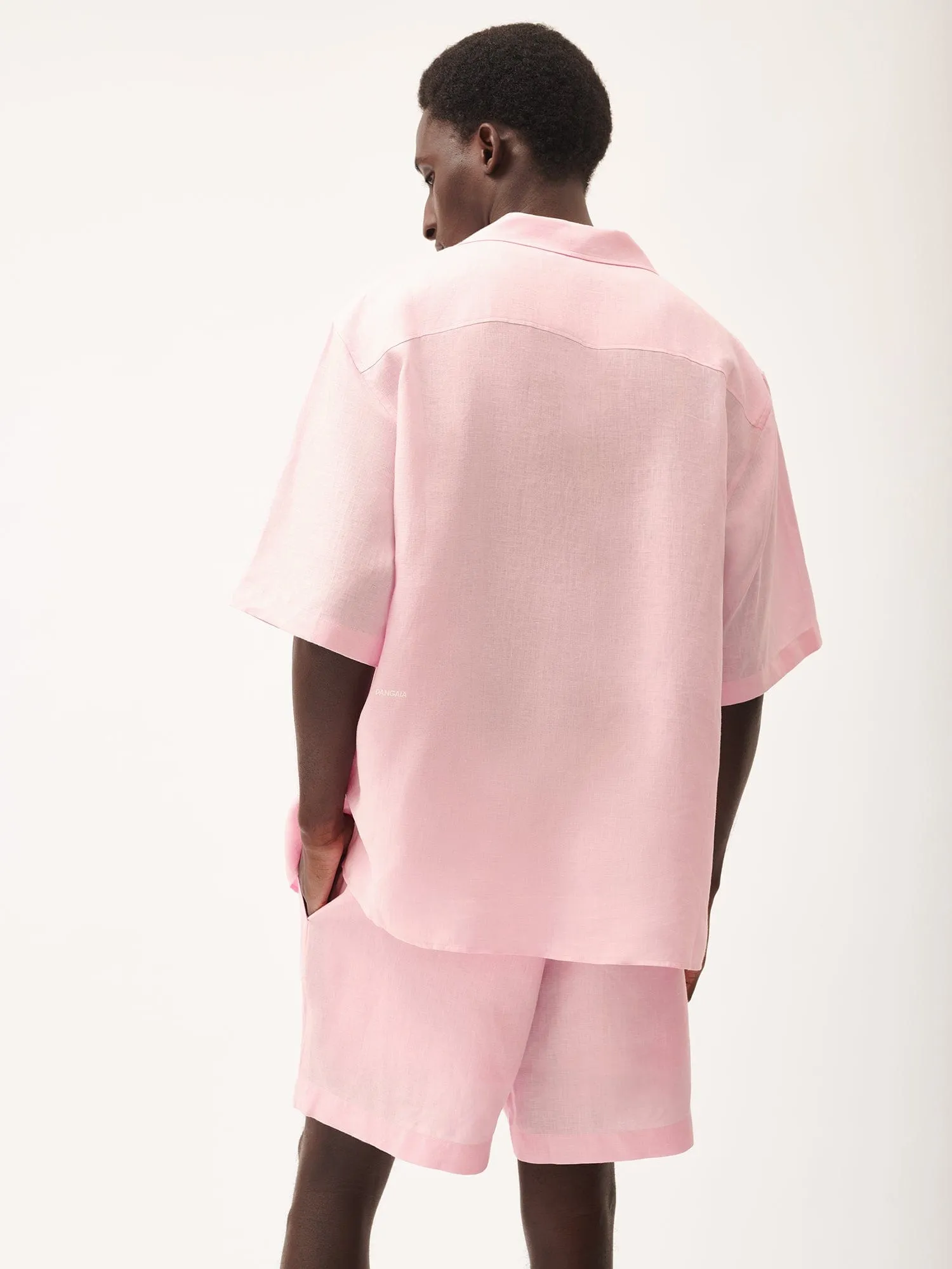 Mens DNA Aloe Linen Camp Collar Shirt—magnolia pink