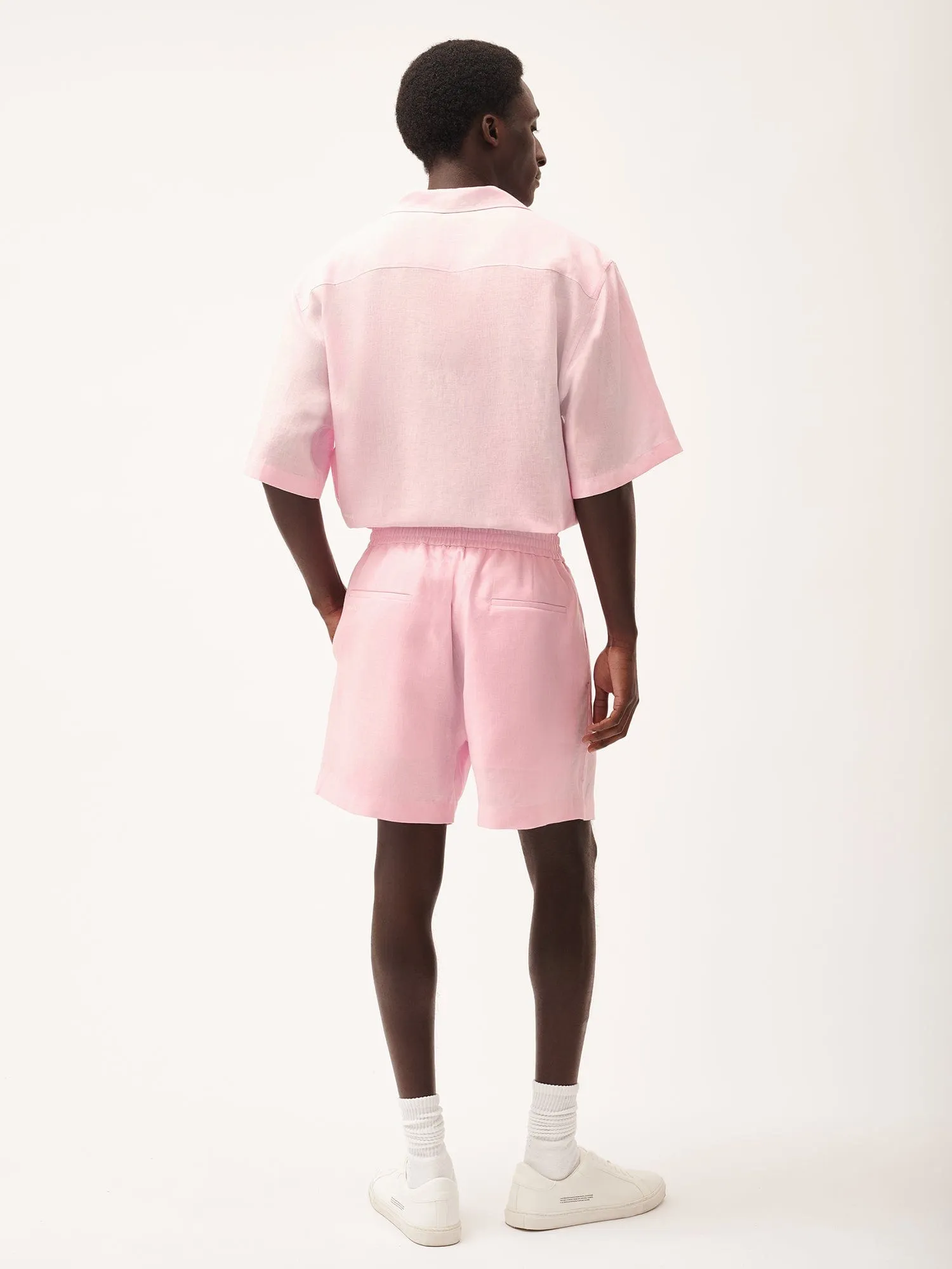 Mens DNA Aloe Linen Mid Length Shorts—magnolia pink