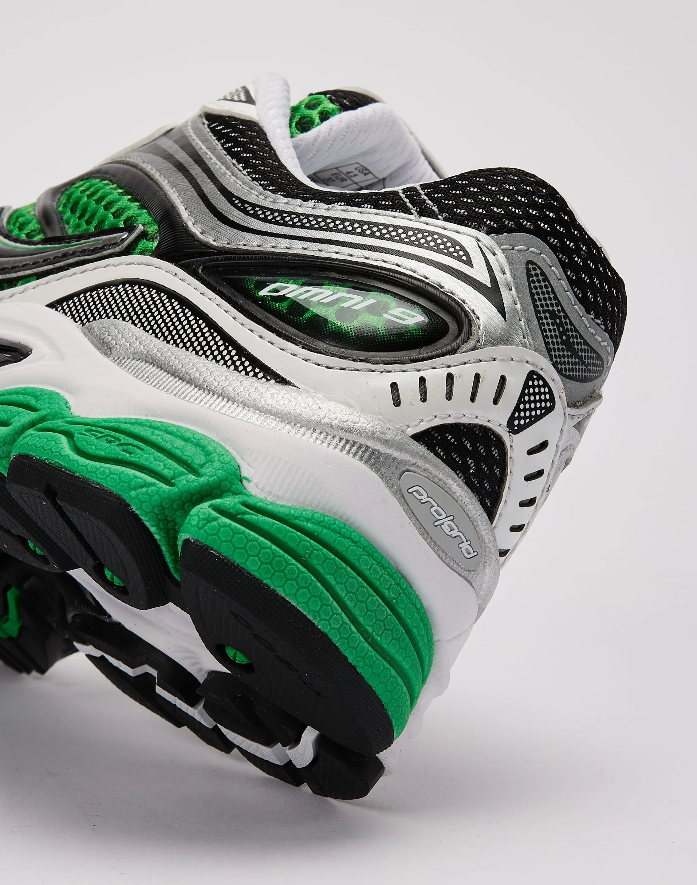 Saucony ProGrid Omni 9 Grade-School