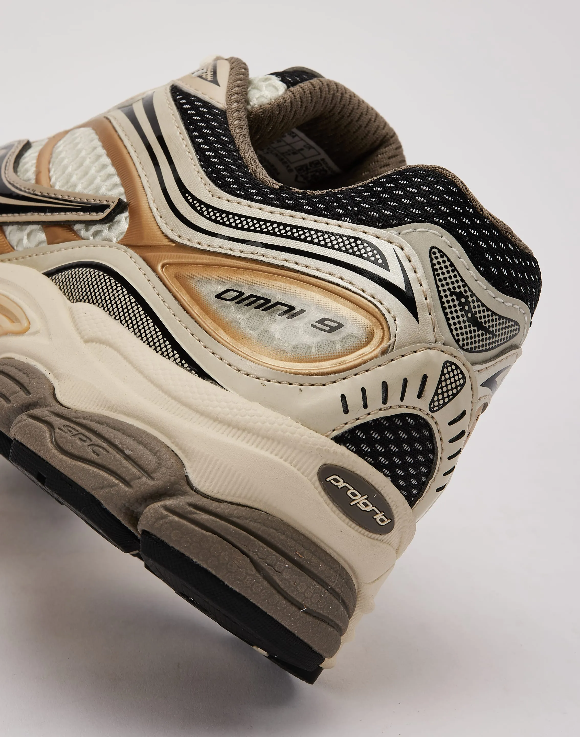 Saucony ProGrid Omni 9