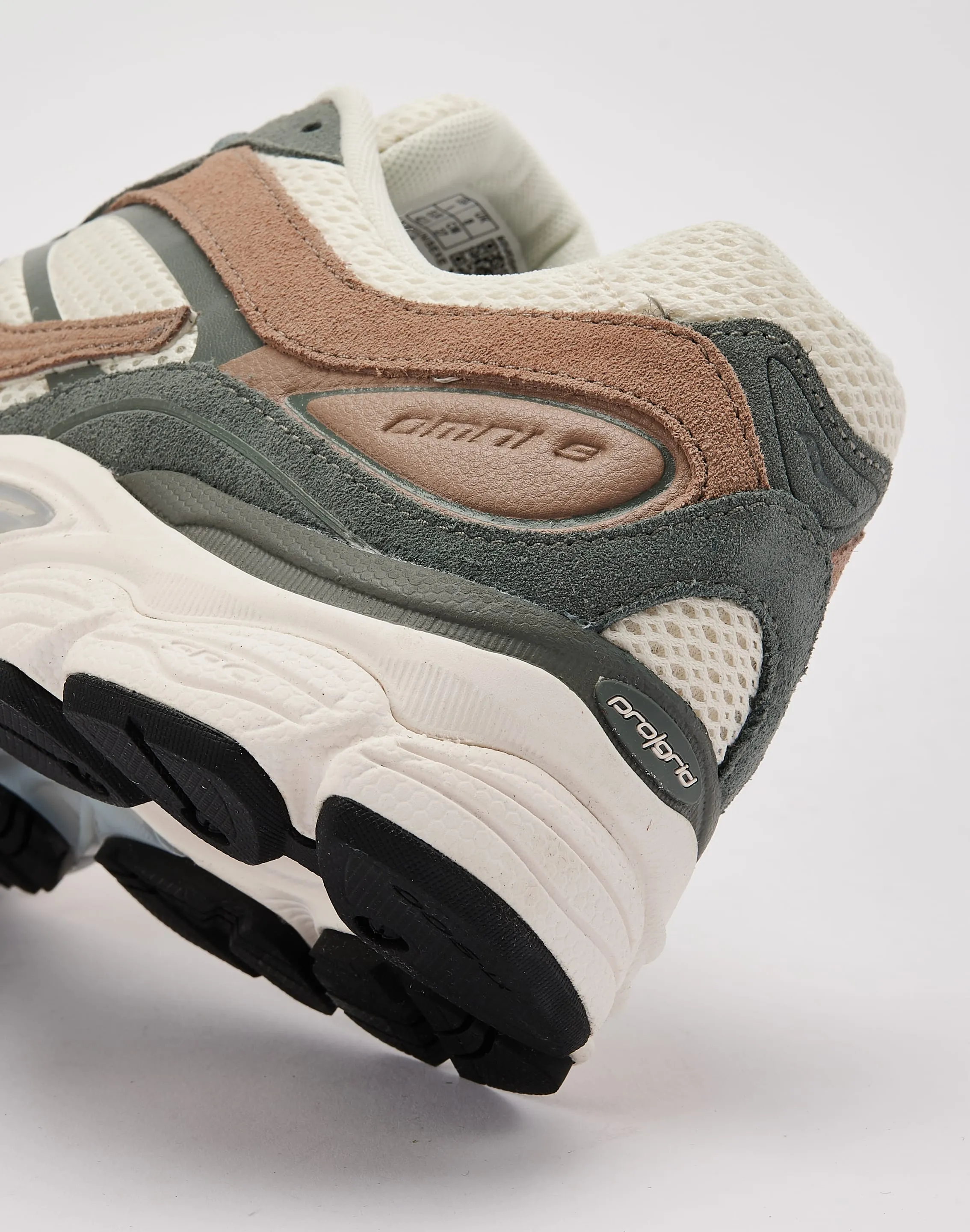 Saucony ProGrid Omni 9