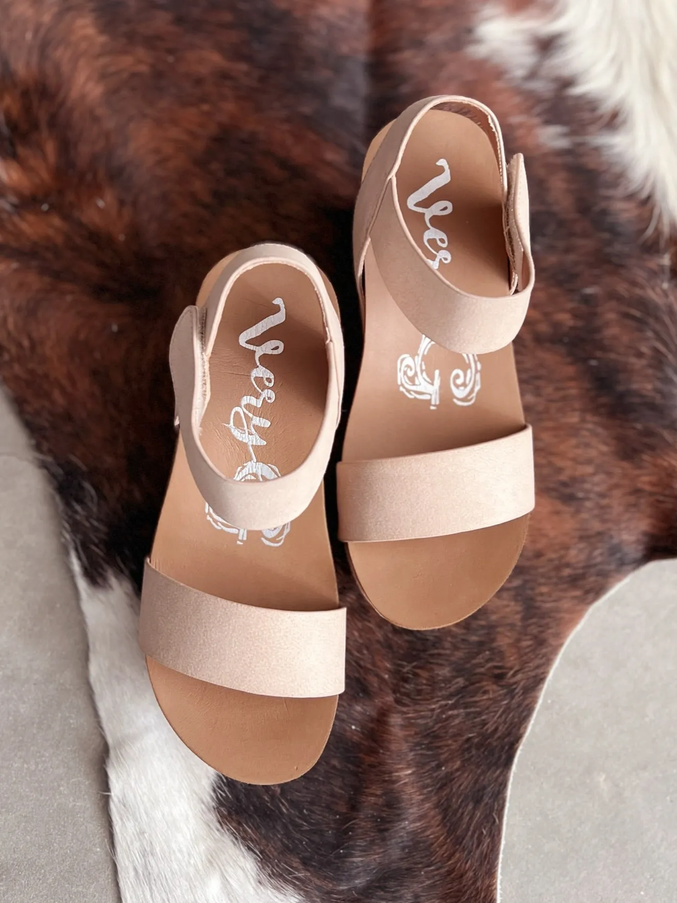 Very G Rich Nude Flower Wedge