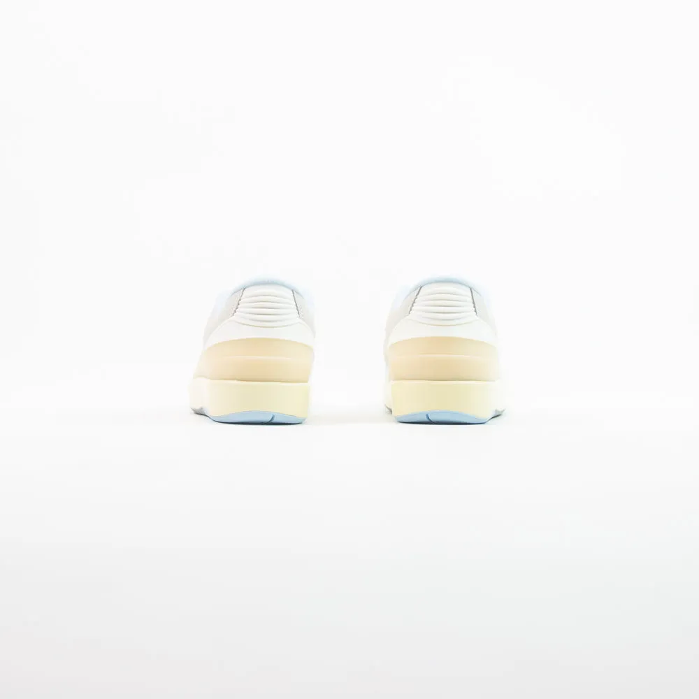WMNS Air Jordan 2 Retro Low (Summit White/Varsity Red)