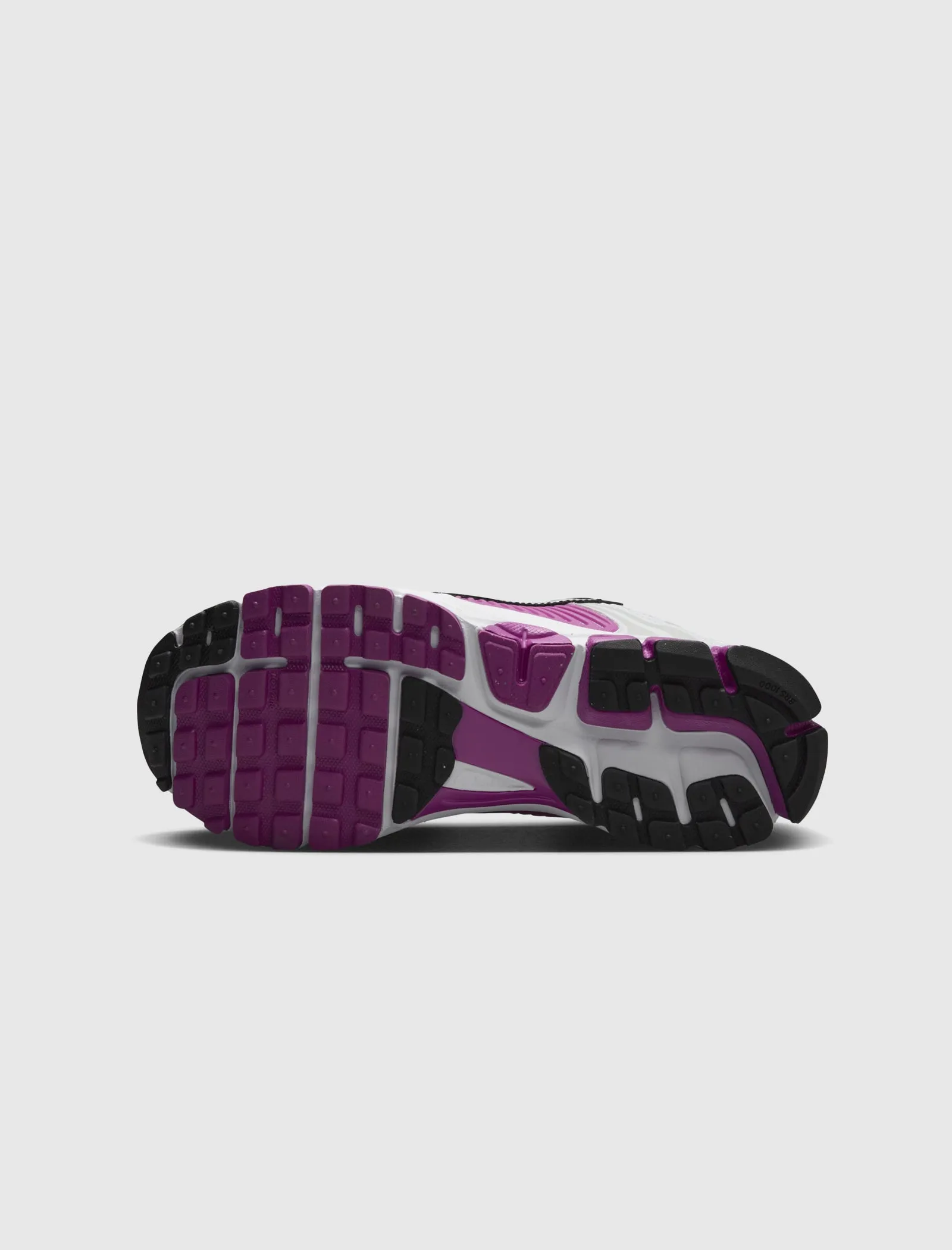 WOMEN'S NIKE ZOOM VOMERO 5 HOT FUCHSIA