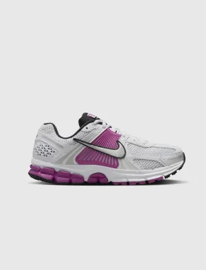 WOMEN'S NIKE ZOOM VOMERO 5 HOT FUCHSIA