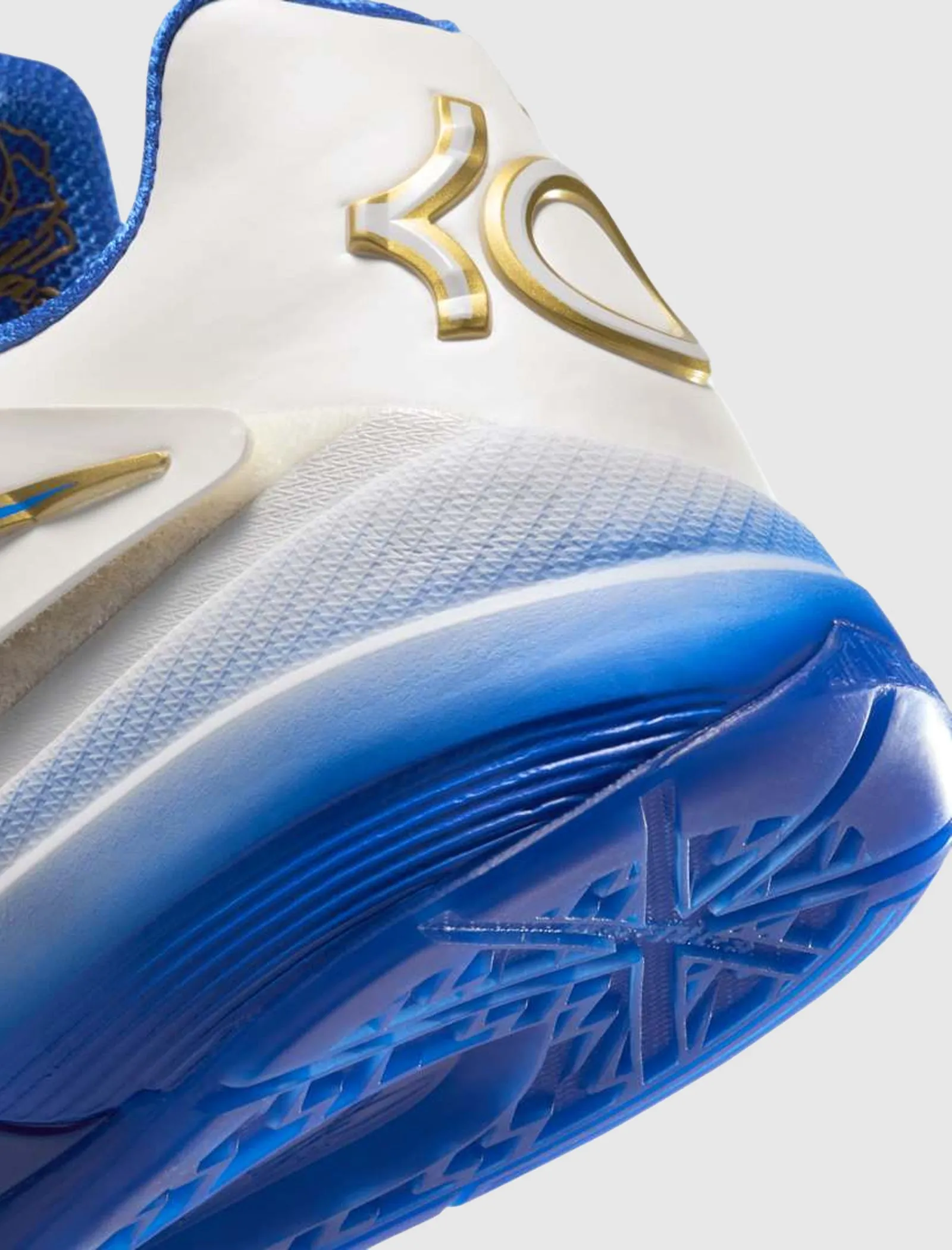 ZOOM KD IV MVP